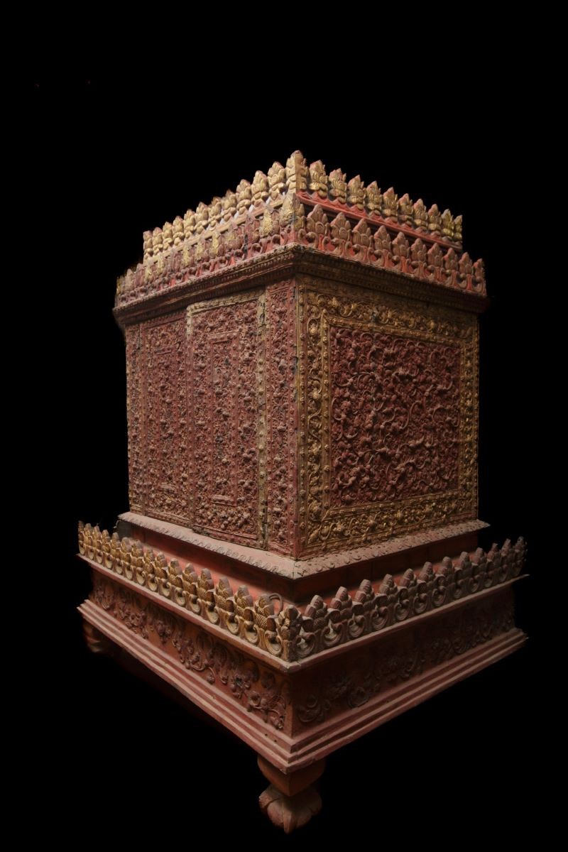 #buddhistchest #chest #biblecheset #antiquebuddhas #antiquebuddha